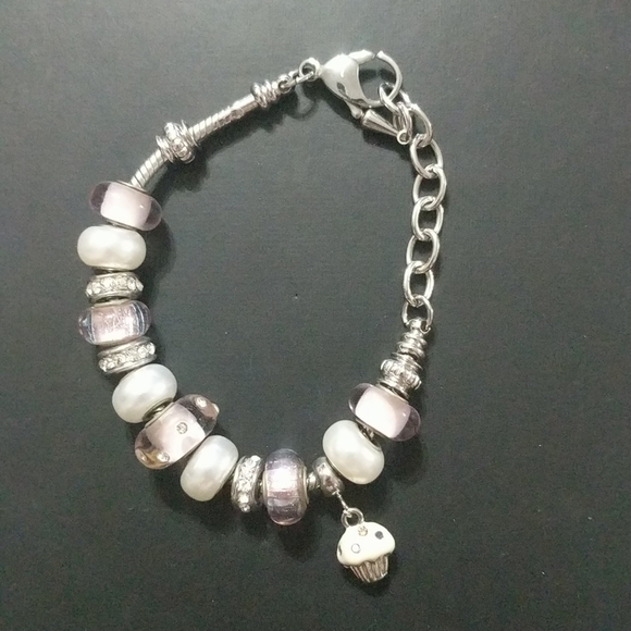 Bella Perlina Silver Tone Pink White Beaded Cupcake Charm Statement Bracelet - Picture 1 of 3